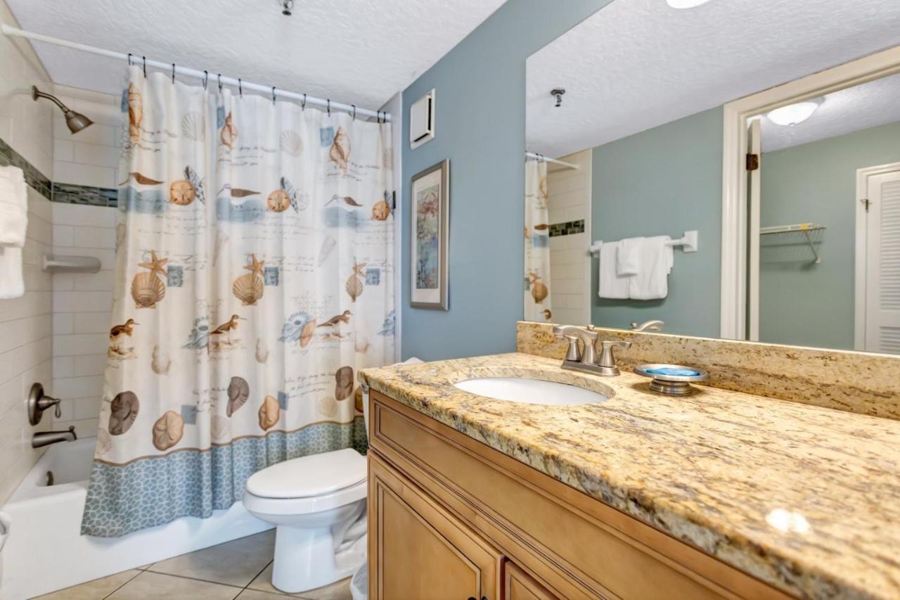 106 Beach Place Condos St. Pete Beach Dış mekan fotoğraf