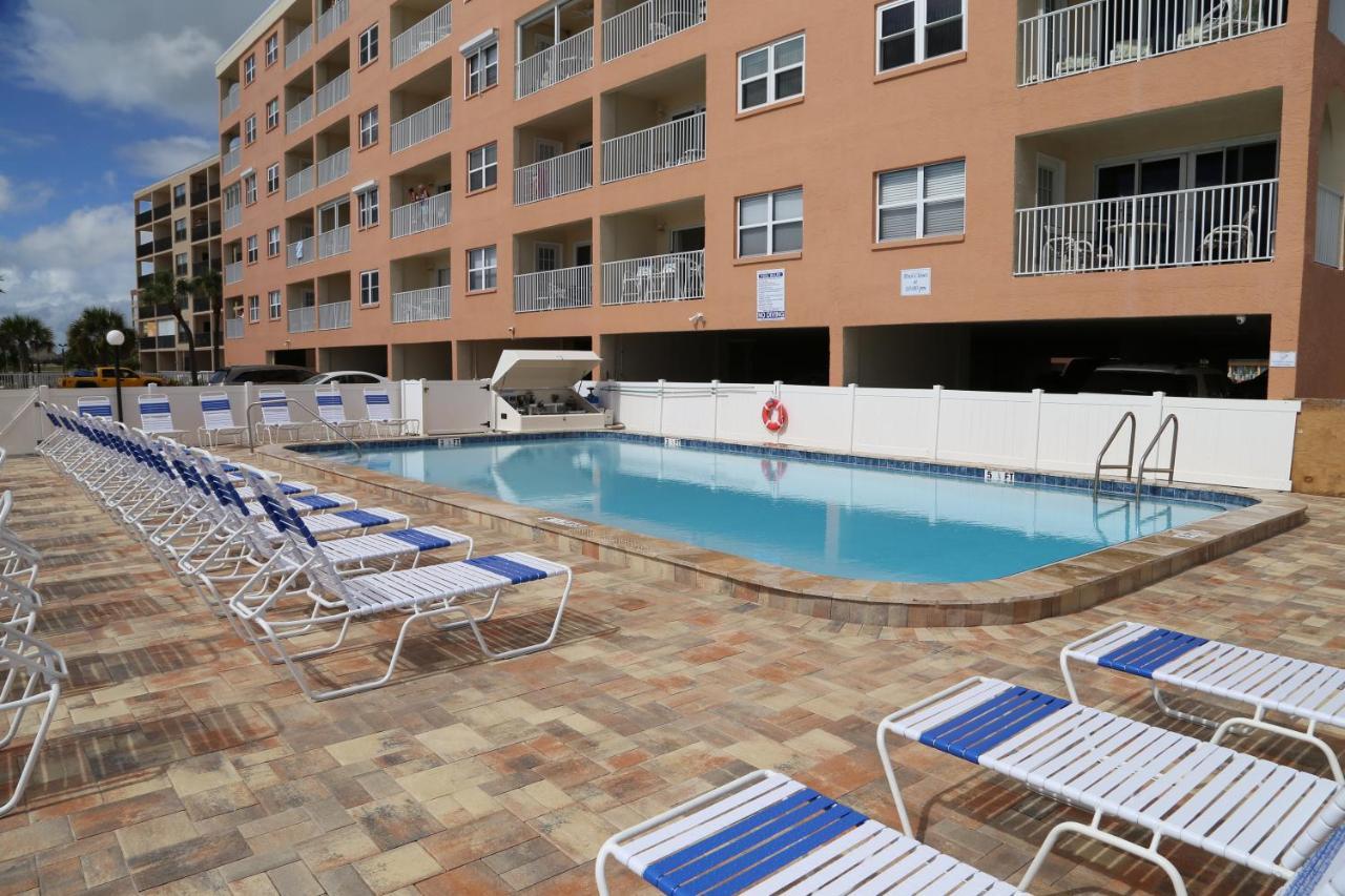 106 Beach Place Condos St. Pete Beach Dış mekan fotoğraf